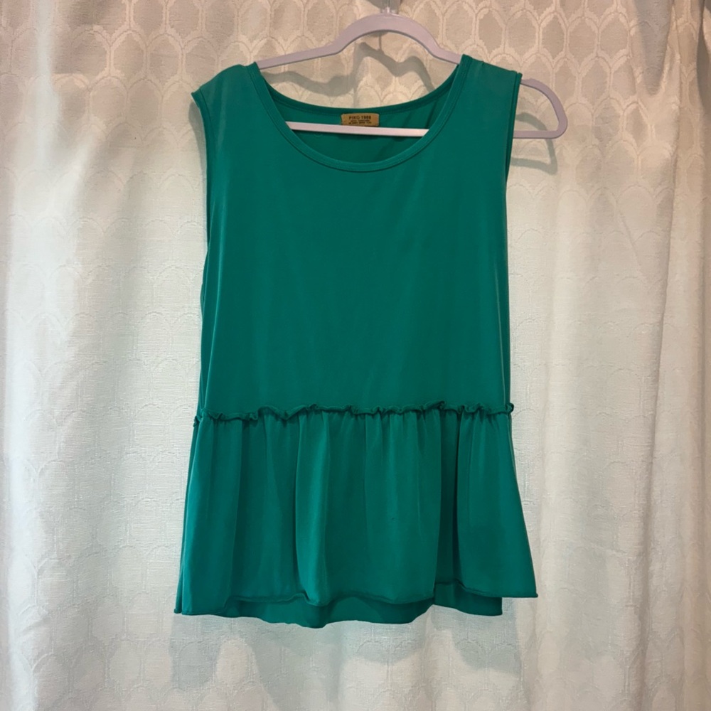 Piko 1988 Sleeveless Emerald Tank Top